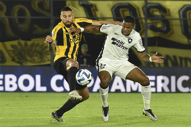 Fortaleza e Corinthians avançam com empates na Sula; hoje tem Goiás e  Botafogo