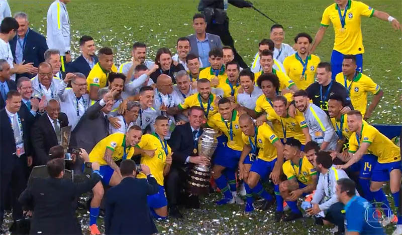 Seleção Brasileira Vence Por 3 A 1 O Peru E Conquista Pela 9ª Vez A ...