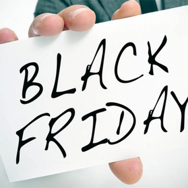 Procon divulga 'lista suja' de lojas virtuais para consumidor evitar na Black Friday