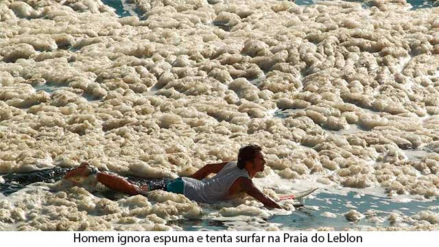 Banho de espuma nas praias do Rio