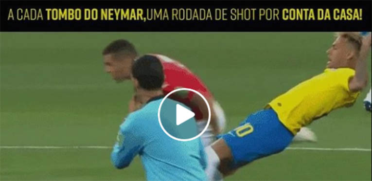 Bar faz promoÃ§Ã£o com quedas de Neymar