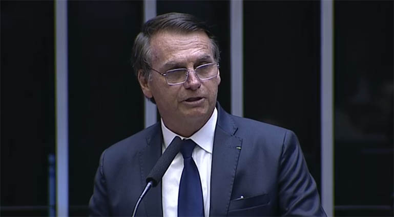 Bolsonaro fala em 'libertar o Brasil' e propÃµe pacto nacional: ouÃ§a o discurso
