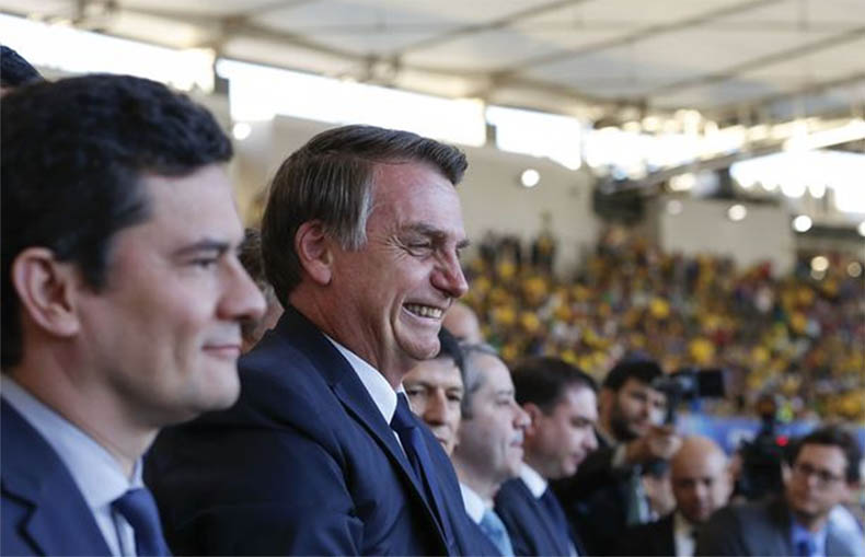Bolsonaro venceria todos adversÃ¡rios hoje, menos SÃ©rgio Moro diz pesquisa FBS/Veja