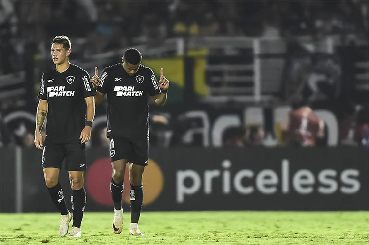 Botafogo chega Ã  Libertadores apÃ³s segurar o Red Bull Bragantino, que vai jogar a Sula