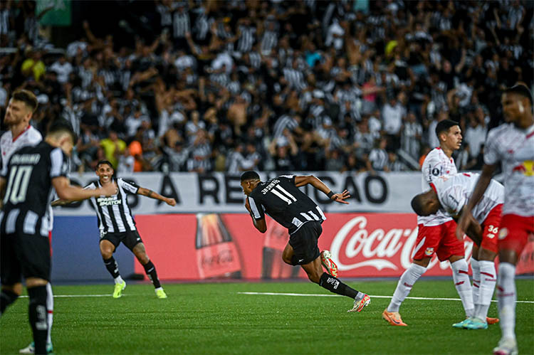 Bragantino e Botafogo decidem hoje vaga na Libertadores: veja onde assistir