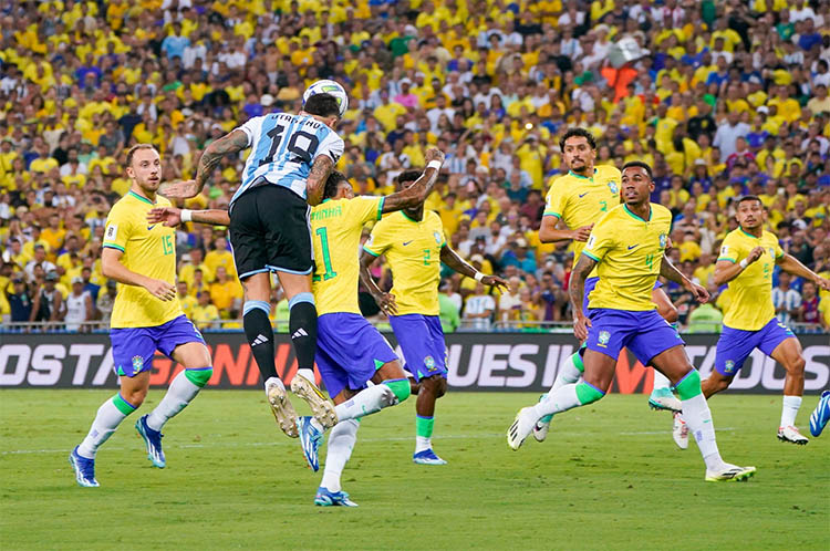 Brasil sofre primeira derrota em casa em EliminatÃ³rias, e justo diante da Argentina