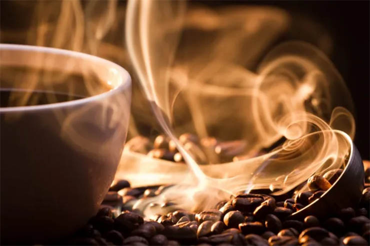 Estudo aponta  suposta relaÃ§Ã£o de consumo elevado de cafÃ© com riscos para o coraÃ§Ã£o