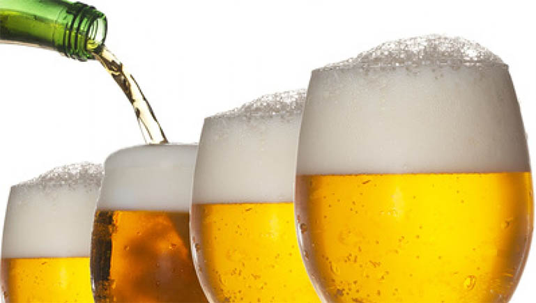 Cervejas vendidas no Brasil terÃ£o de informar ingredientes nos rÃ³tulos