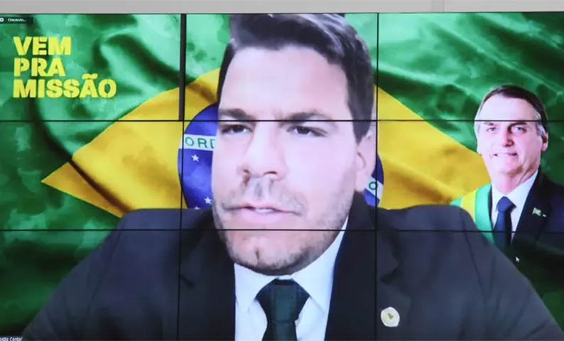 Bolsonaro Ã© disputado por prÃ©-candidatos ao governo de Mato Grosso do Sul