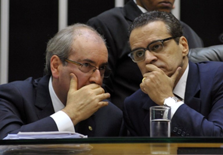 MPF pede 386 anos de prisÃ£o para Cunha