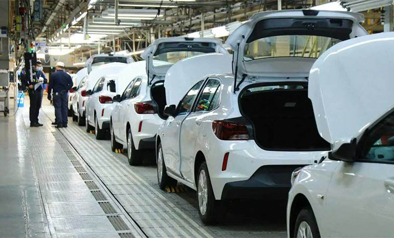 Governo anuncia que vai cortar impostos para reduzir atÃ© 10,79% preÃ§os de 'carros populares'