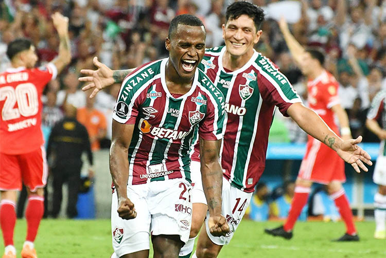 Arrasador, Fluminense faz 5 a 1 no River pela Libertadores; Corinthians perde em casa