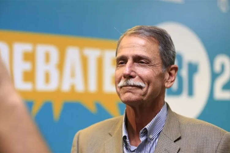 Ex-aliado de Bolsonaro, general diz que presidente estÃ¡ 'deslubrado com poder'