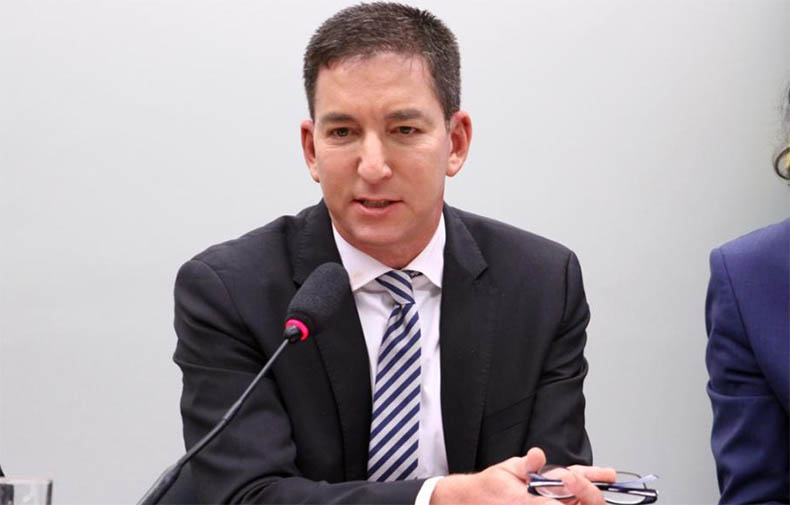MPF denuncia Greenwald e hackers que invadiram celulares da Lava Jato