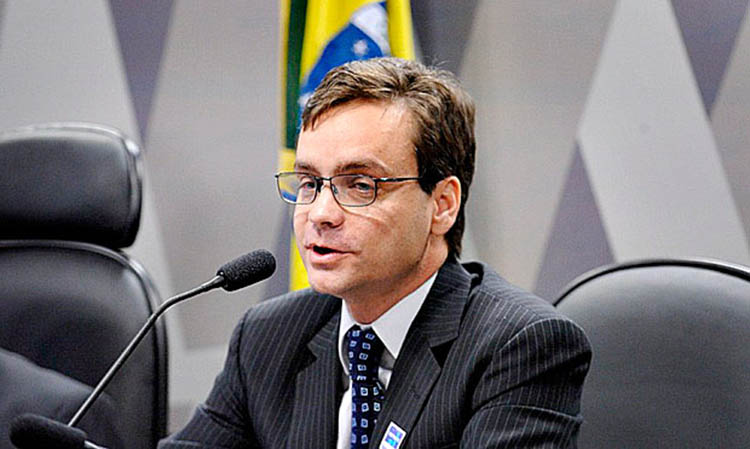 Ex-advogado de Cunha ajudou a elaborar o generoso indulto natalino de Temer