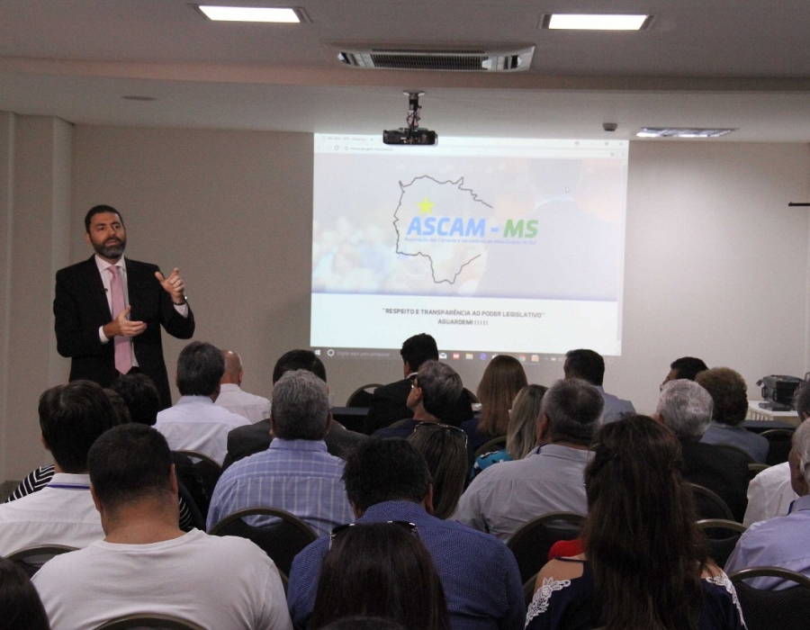 SeminÃ¡rio promove palestras de juristas para vereadores de MS em Campo Grande