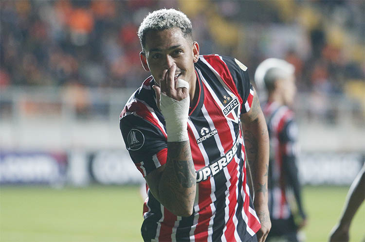 SÃ£o Paulo avanÃ§a Ã s oitavas e Botafogo vence na Liberta; hoje tem Flu e Palmeiras