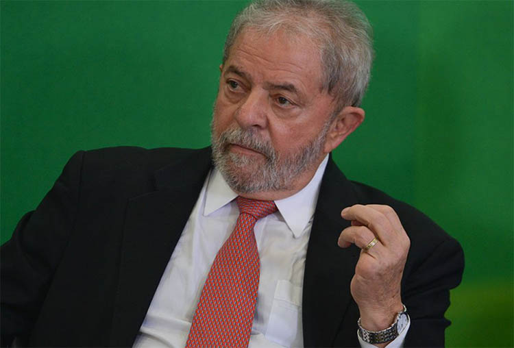 TRF4 mantÃ©m condenaÃ§Ã£o de Lula a 17 anos de prisÃ£o no caso do sÃ­tio de Atibaia
