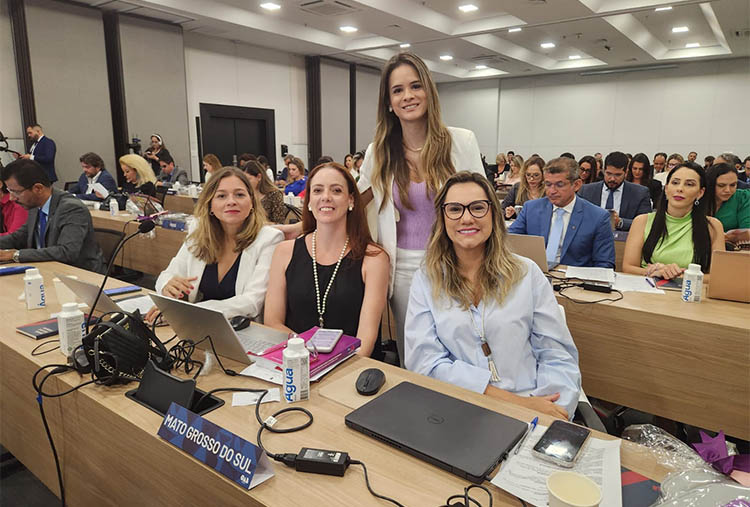 OAB aprova emenda ao Estatuto da Advocacia para coibir assÃ©dio contra as mulheres