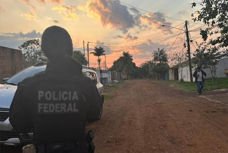 PolÃ­cia Federal investiga fraudes no comÃ©rcio de armas em Campo Grande