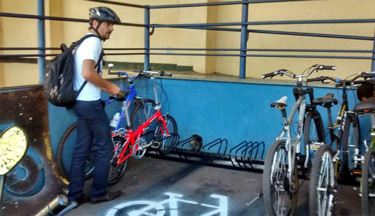 Vereador Ã© atropelado em Campo Grande ao ir de bicicleta para a CÃ¢mara