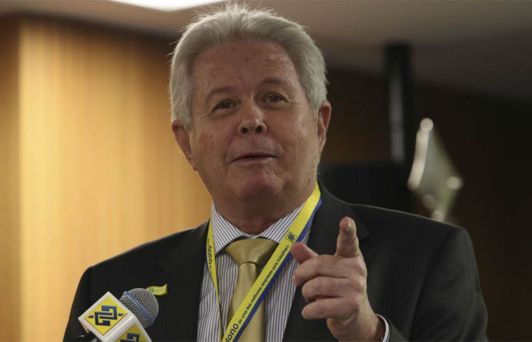 Presidente do Banco do Brasil pede demissÃ£o e deixarÃ¡ o cargo em agosto