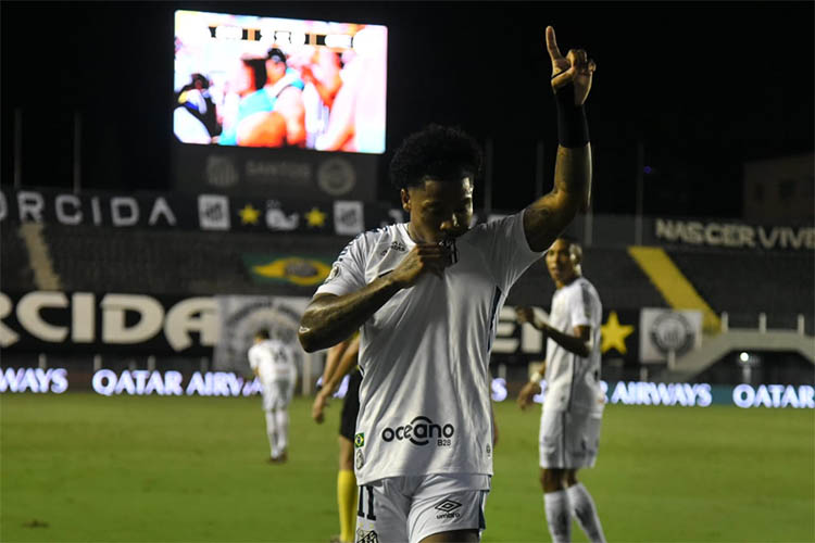 Santos atropela o GrÃªmio e chega Ã s semifinais da Libertadores