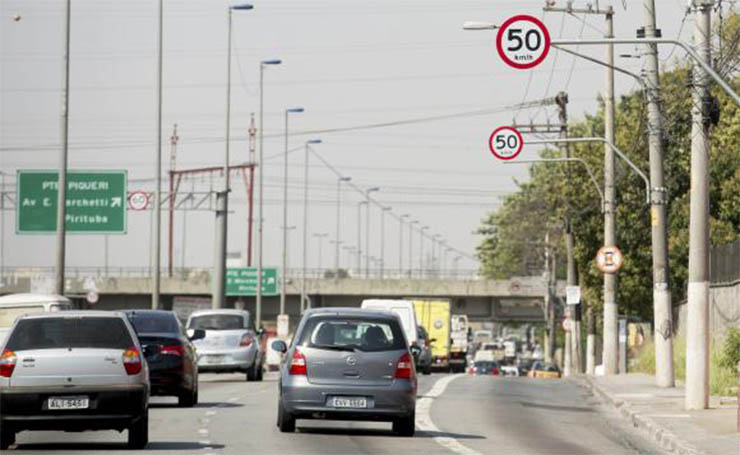 SÃ£o Paulo jÃ¡ fiscaliza motorista que sÃ³ reduz a velocidade quando passa por radar